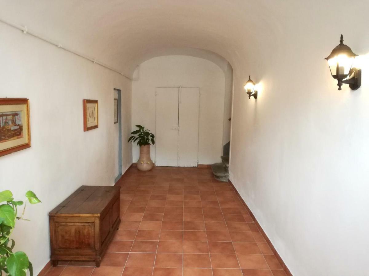 Mercatale Apartment Прато Екстериор снимка