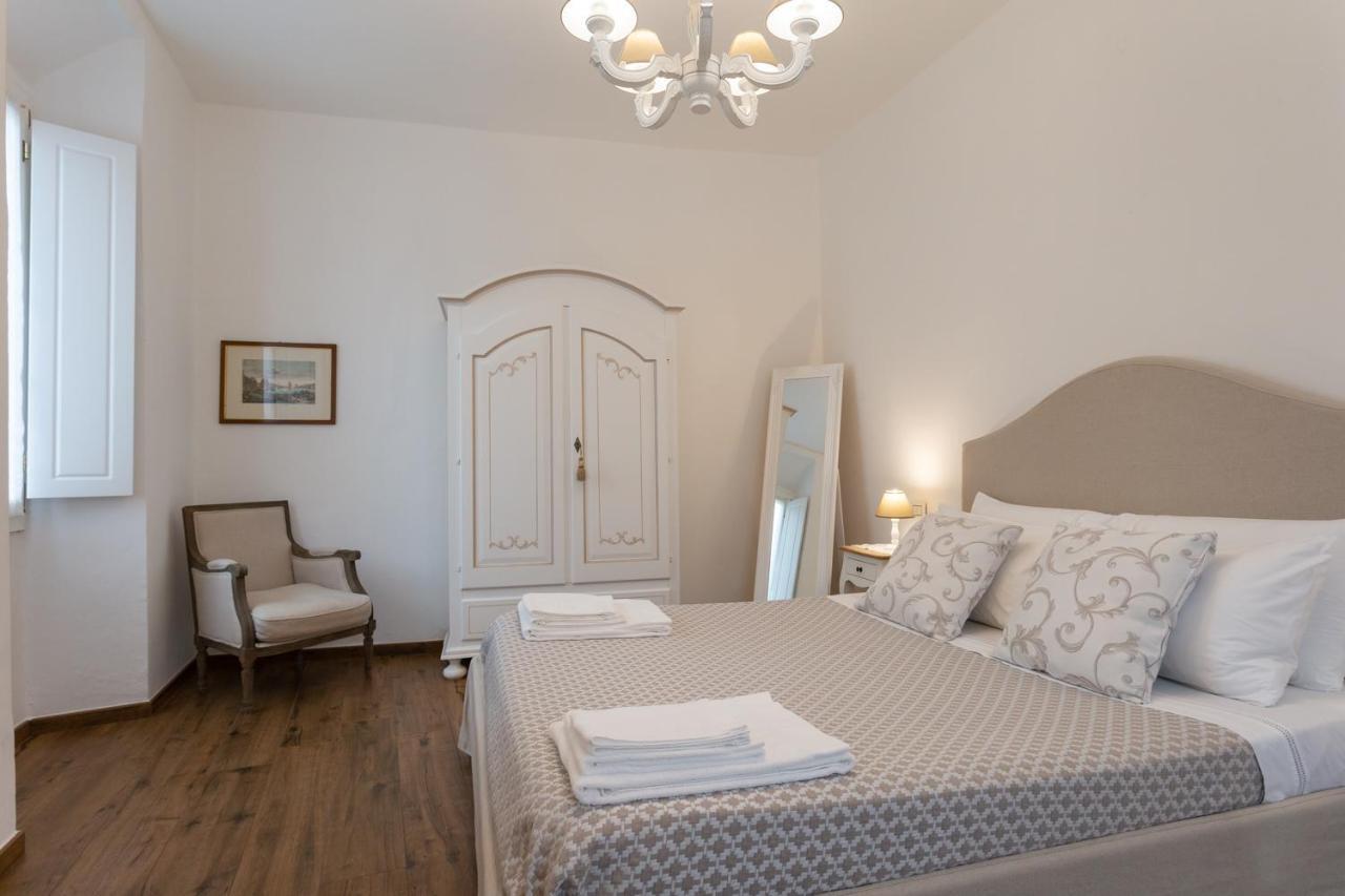Mercatale Apartment Прато Екстериор снимка